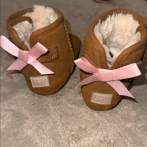 UGG Brown Baby Boots with Pink Bow - Picture 2 of 7